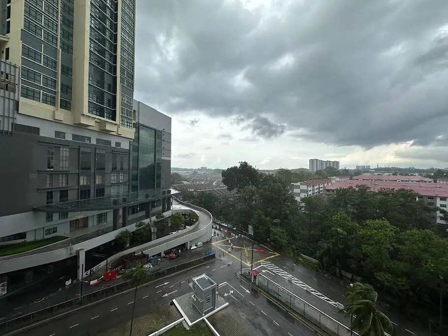 Platino 2Br Paradigmmall Netflix By Stay Johor Bahru 0*,