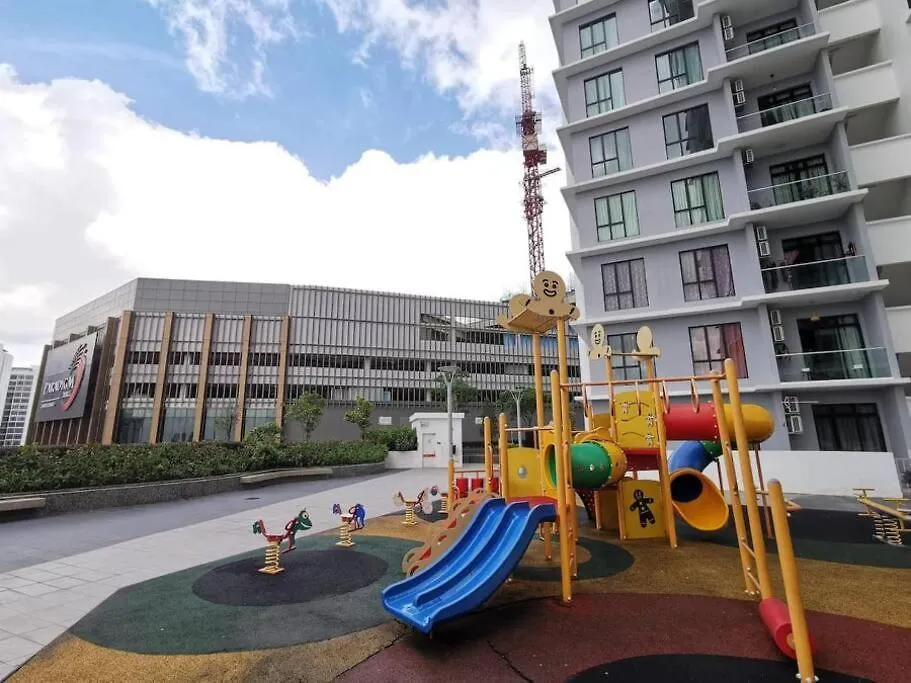 Platino 2Br Paradigmmall Netflix By Stay Johor Bahru Apartment